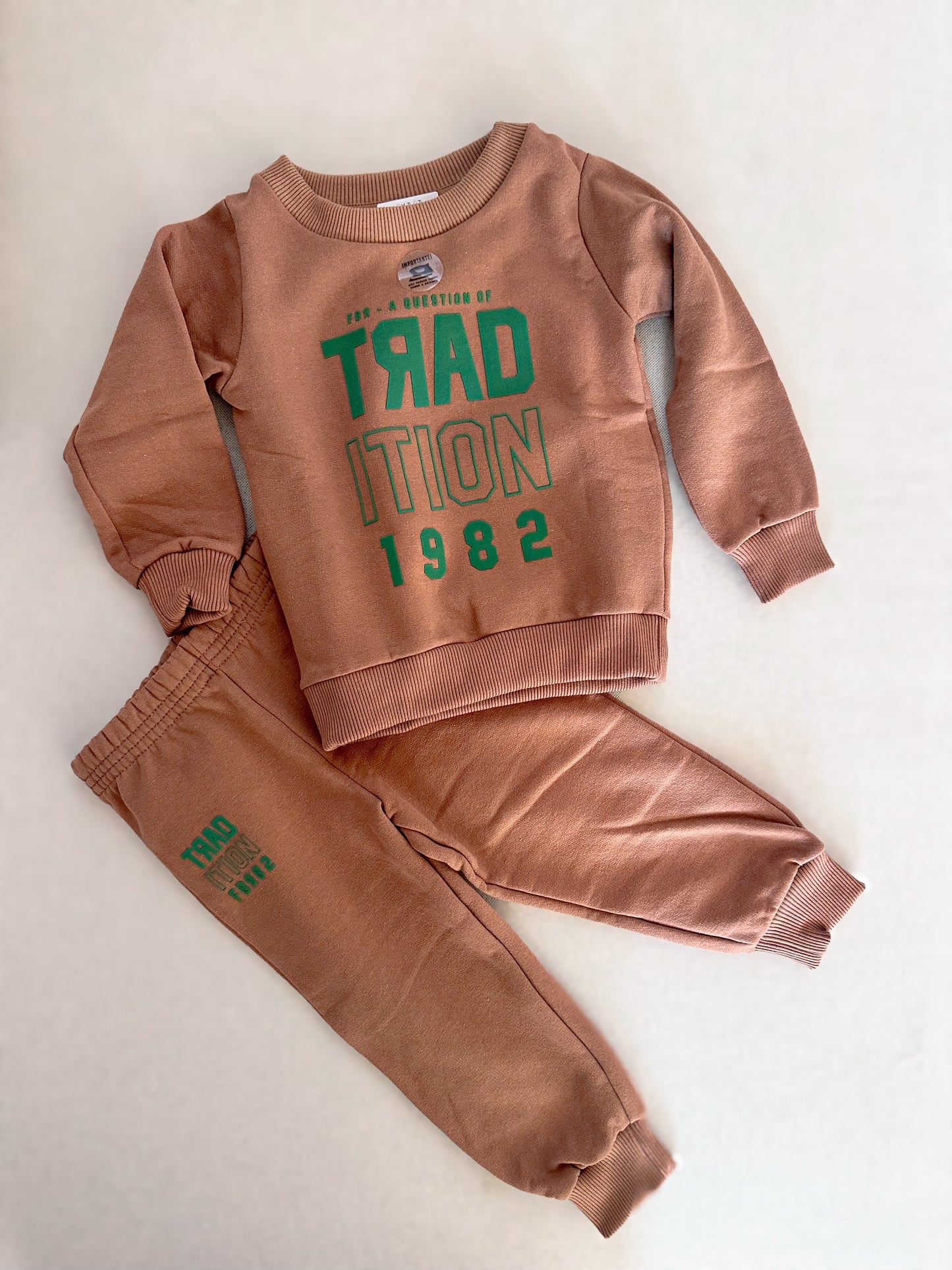 Conjunto Trad