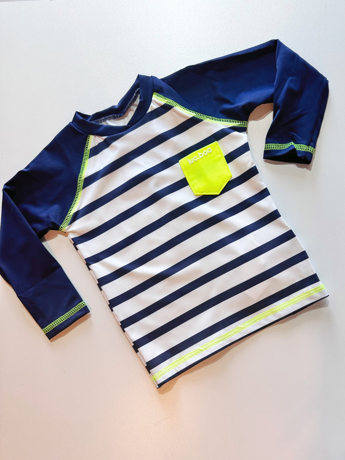 REMERA CON FILTRO BEBÉ