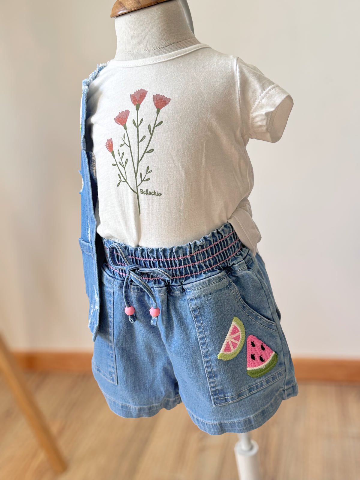 Short jeans