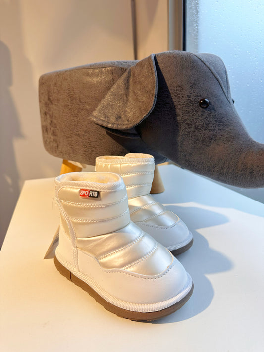 BOTAS CON CORDERITO